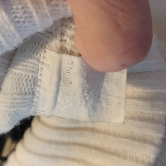 Scandia Woods Zip Sweater, cream, red, black snowflake design - Picture 7 of 7